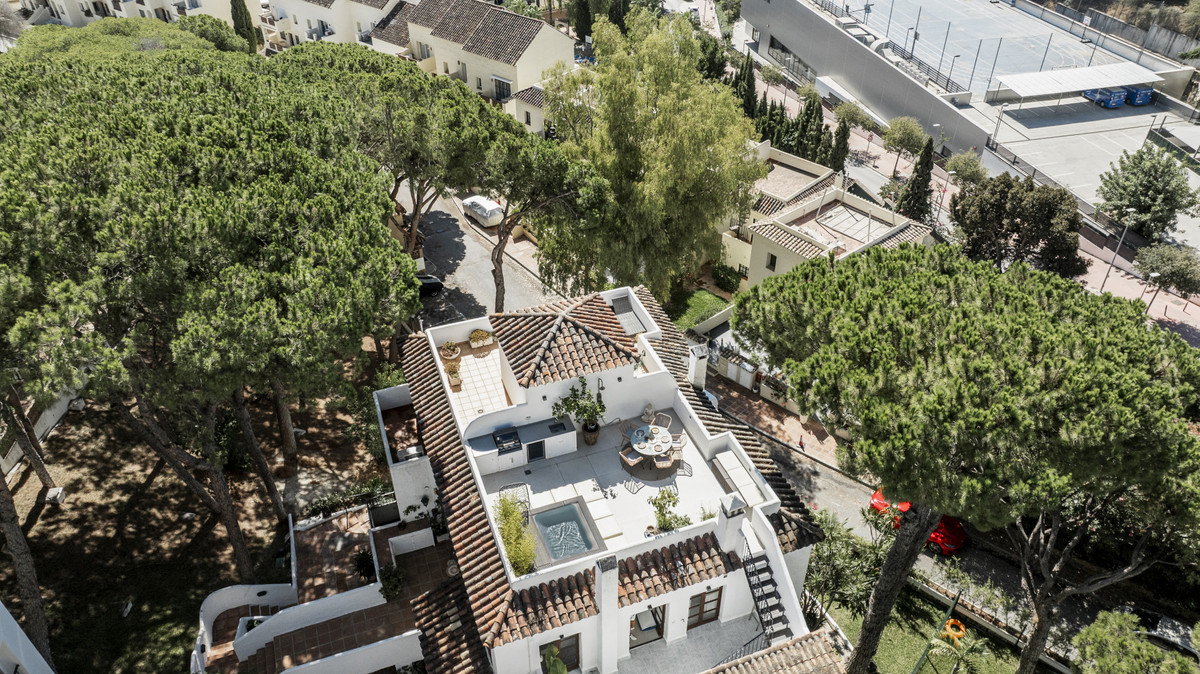 Te koop Duplexwoning Costa Del Sol Nueva Andalucía € 765.000,-