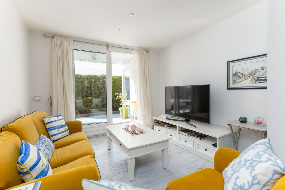 Te koop Gelijkvloers appartement Costa Del Sol Nueva Andalucía € 370.000,-