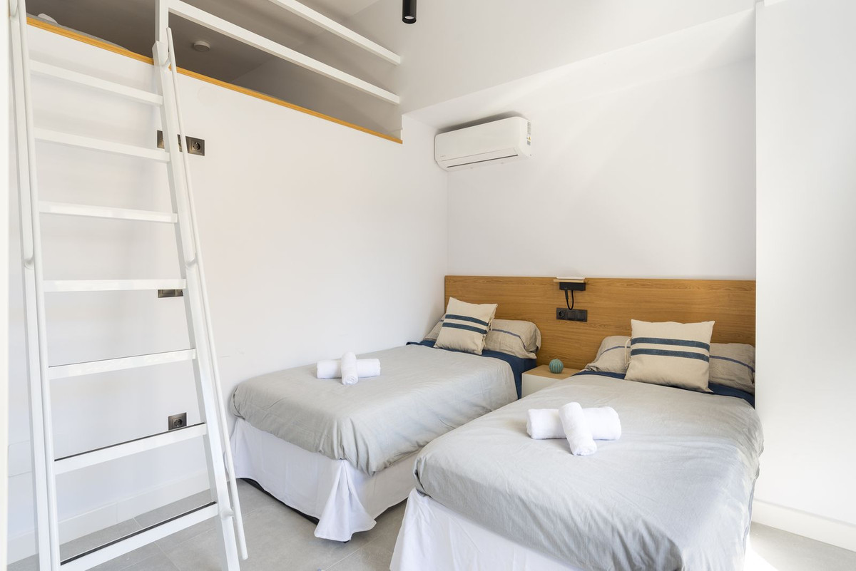 Te koop Middle Floor Apartment Costa Del Sol Torremolinos Centro € 440.000,-