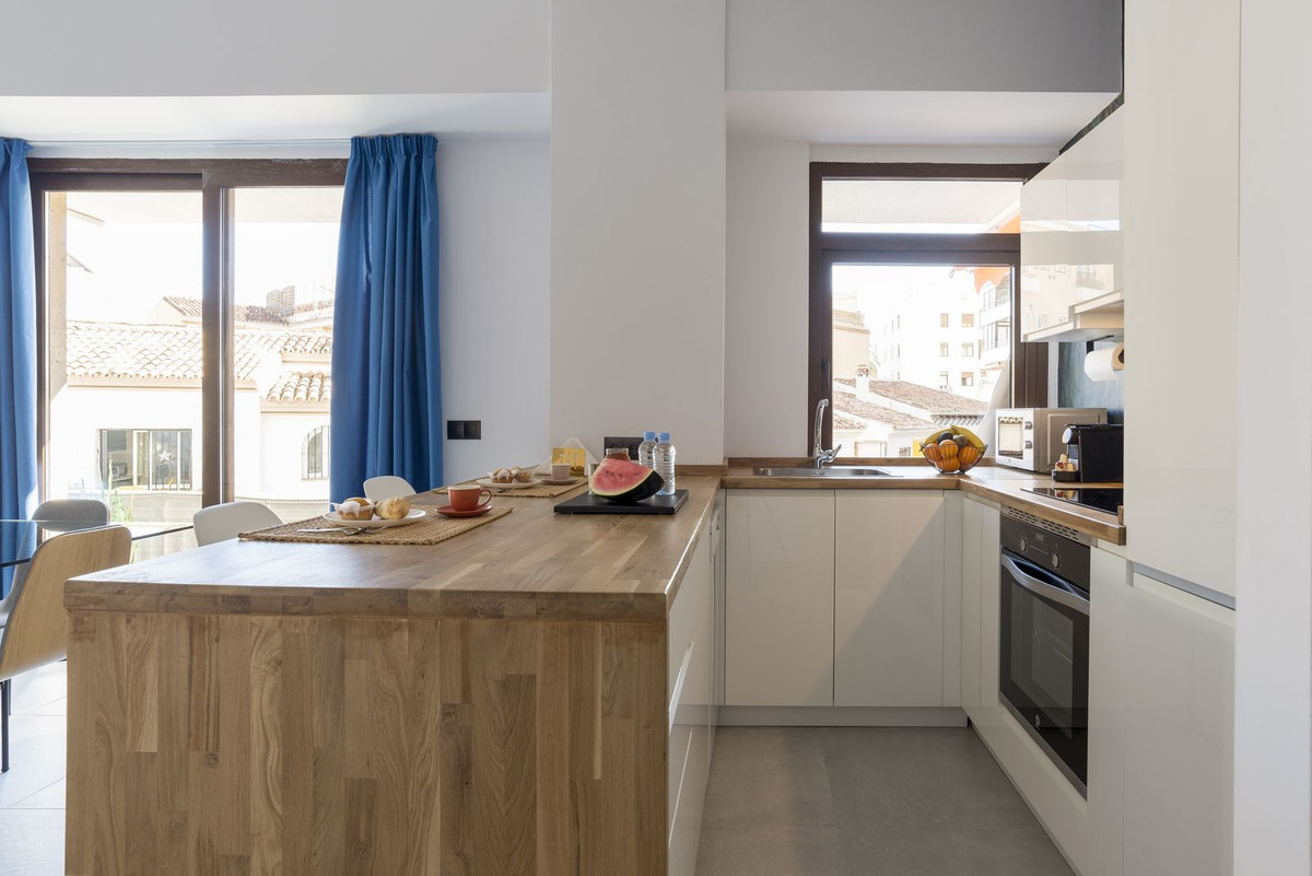 Te koop Middle Floor Apartment Costa Del Sol Torremolinos Centro € 440.000,-