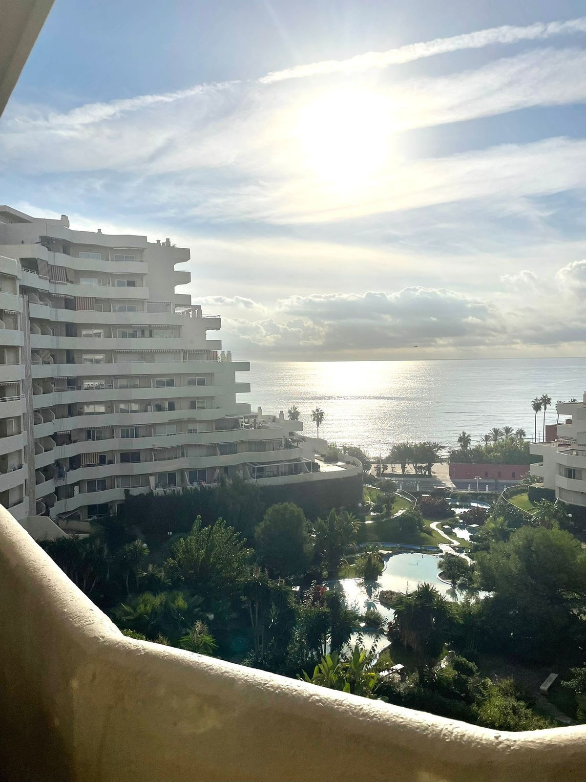 Te koop Middle Floor Apartment Costa Del Sol Benalmadena Costa € 360.000,-