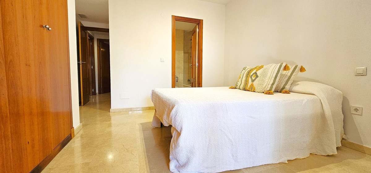 Te koop Gelijkvloers appartement Costa Del Sol Elviria € 350.000,-