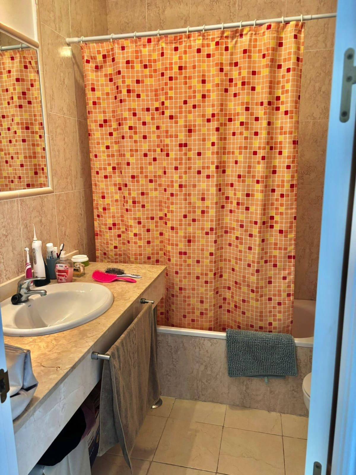 Te koop Herenhuis Costa Del Sol Manilva € 265.000,-