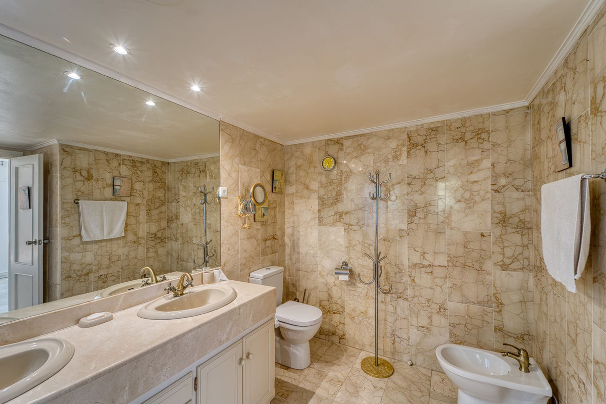 Te koop Vrijstaande Villa Costa Del Sol Nueva Andalucía € 1.700.000,-