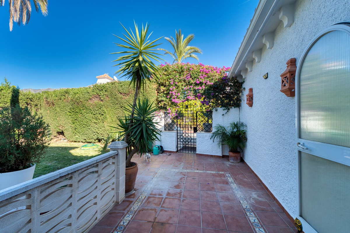 Te koop Vrijstaande Villa Costa Del Sol Nueva Andalucía € 1.700.000,-