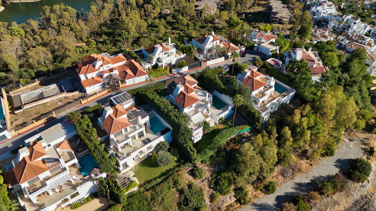 Te koop Vrijstaande Villa Costa Del Sol Nueva Andalucía € 1.700.000,-