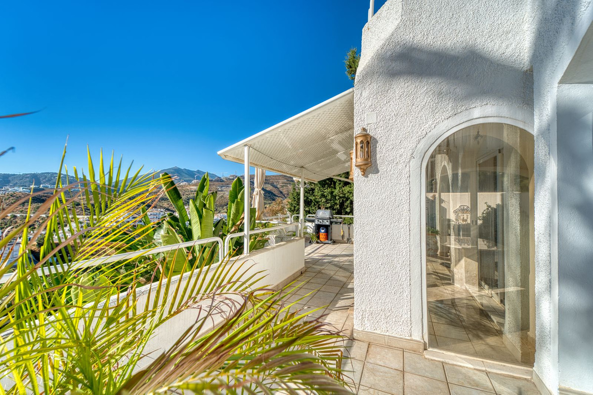 Te koop Vrijstaande Villa Costa Del Sol Nueva Andalucía € 1.700.000,-