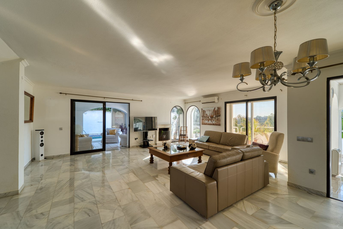 Te koop Vrijstaande Villa Costa Del Sol Nueva Andalucía € 1.700.000,-