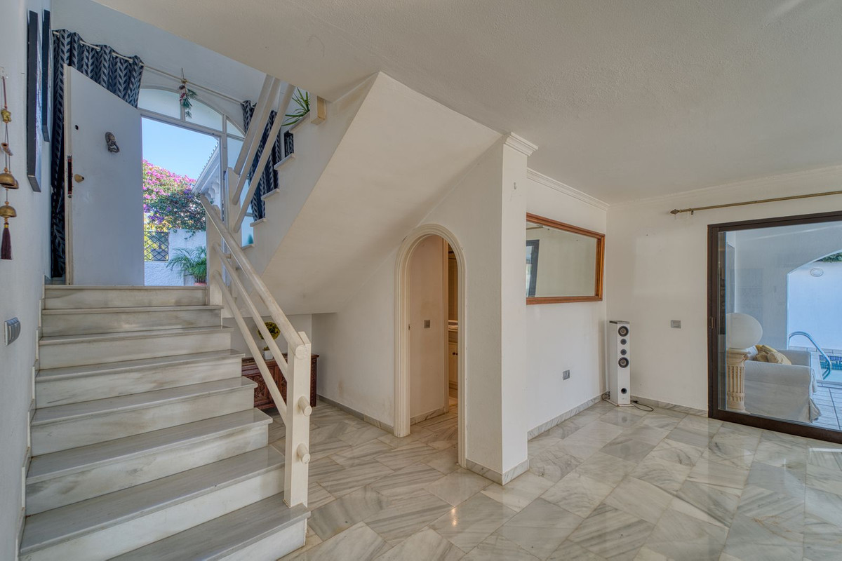 Te koop Vrijstaande Villa Costa Del Sol Nueva Andalucía € 1.700.000,-