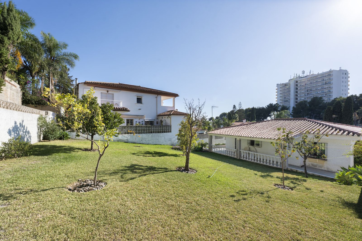 Te koop Vrijstaande Villa Costa Del Sol Nueva Andalucía € 675.000,-