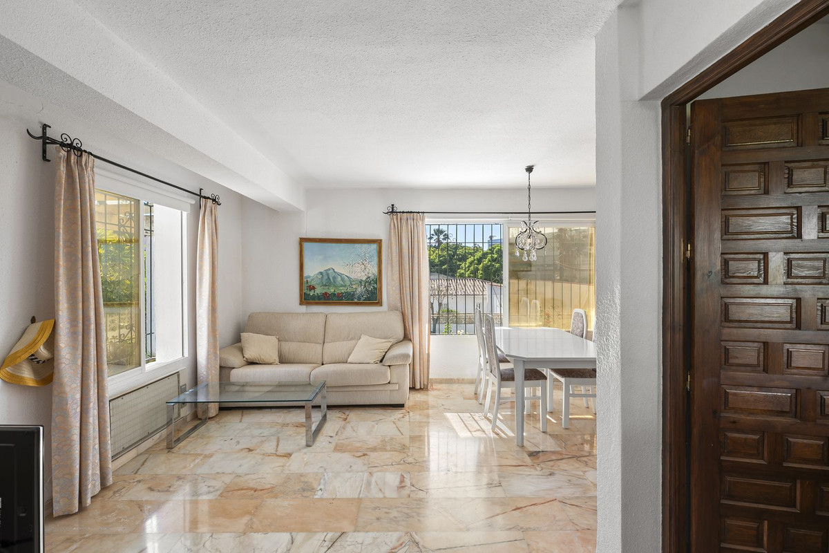 Te koop Vrijstaande Villa Costa Del Sol Nueva Andalucía € 675.000,-