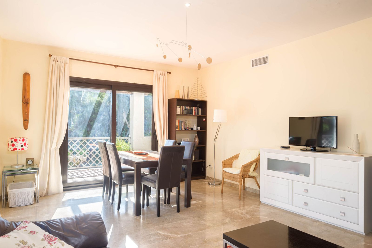 Te koop Middle Floor Apartment Costa Del Sol Río Real € 549.000,-