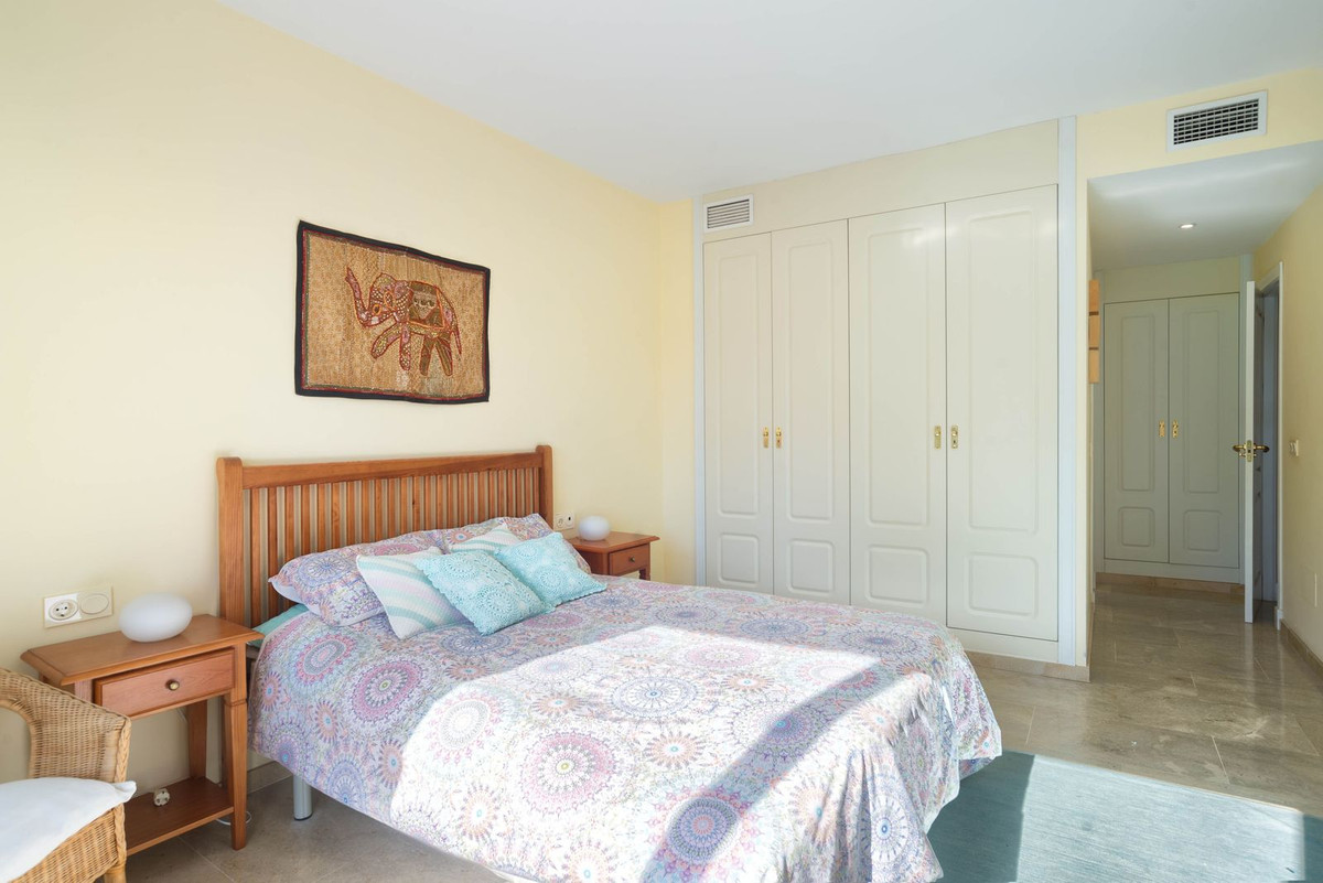 Te koop Middle Floor Apartment Costa Del Sol Río Real € 549.000,-