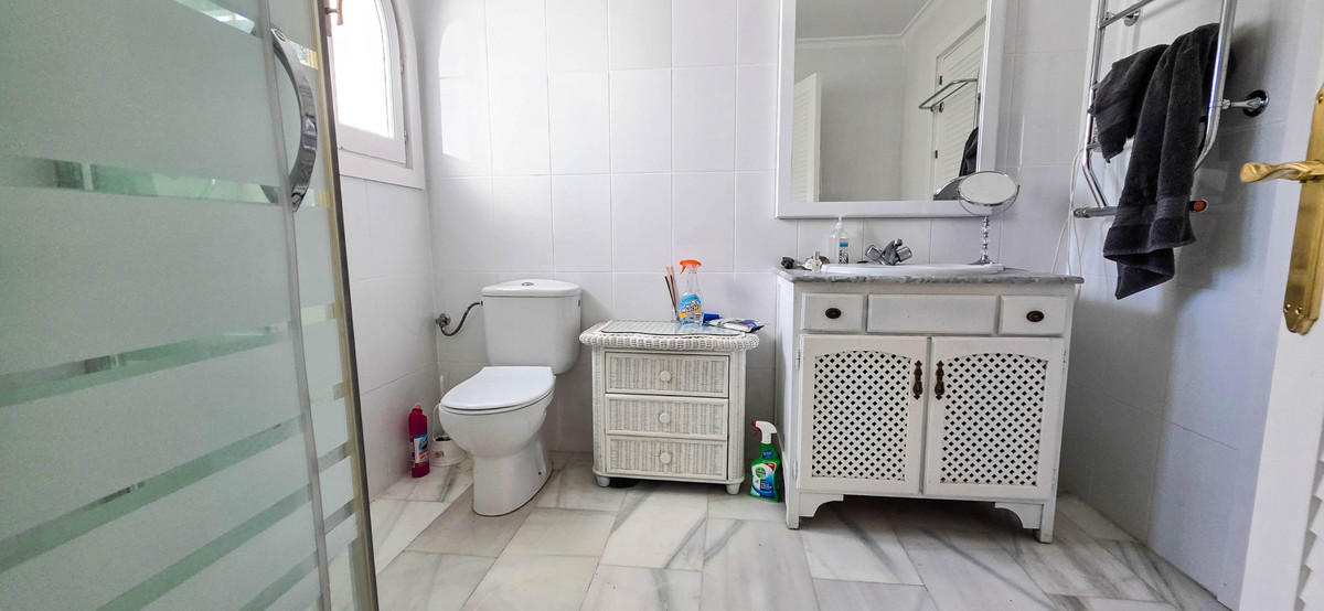 Te koop Half vrijstaand huis Costa Del Sol La Duquesa € 850.000,-