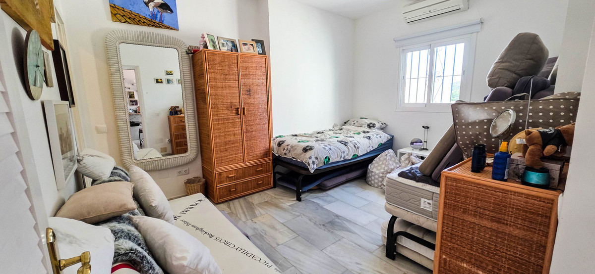 Te koop Half vrijstaand huis Costa Del Sol La Duquesa € 850.000,-