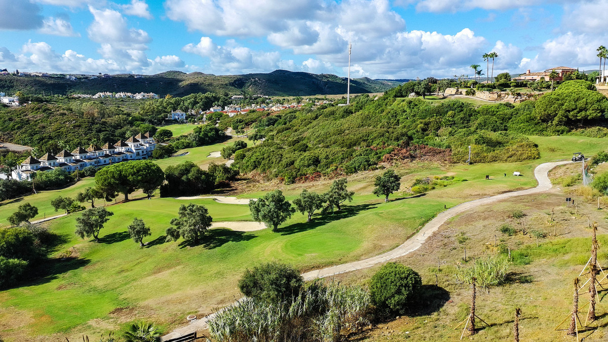 Te koop Half vrijstaand huis Costa Del Sol La Duquesa € 850.000,-