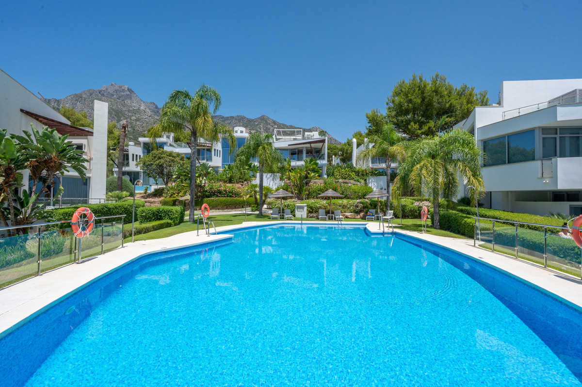 Te koop Herenhuis Costa Del Sol The Golden Mile € 1.630.000,-