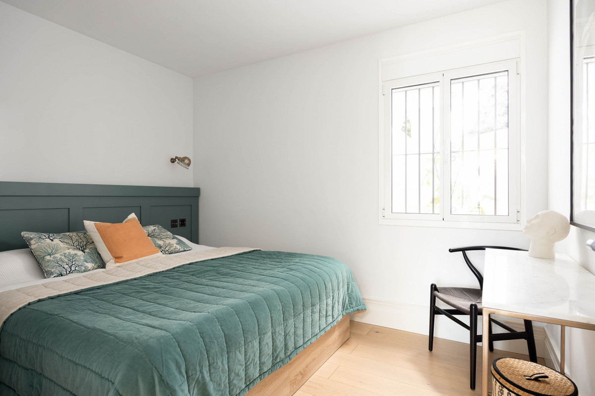 Te koop Middle Floor Apartment Costa Del Sol Nueva Andalucía € 495.000,-