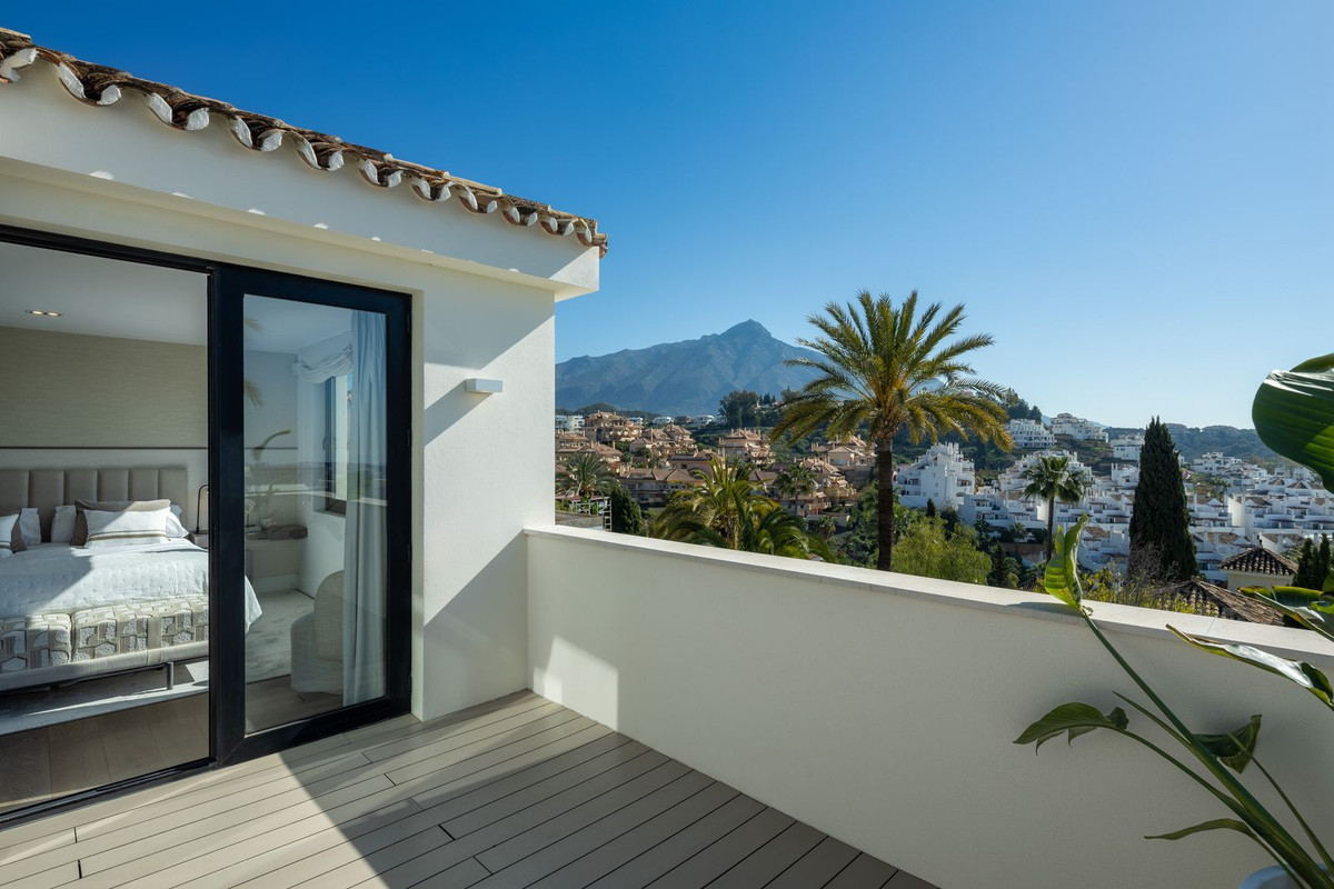Te koop Vrijstaande Villa Costa Del Sol Nueva Andalucía € 3.895.000,-