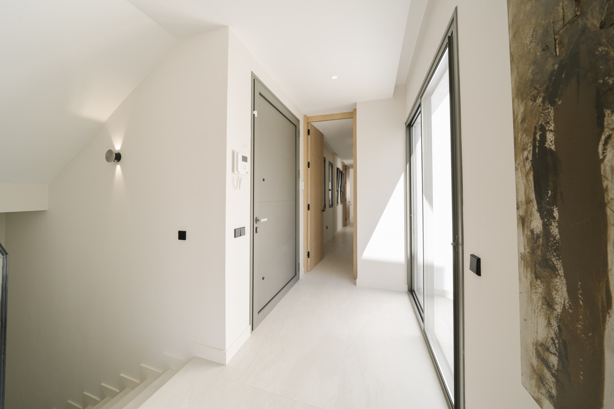 Te koop Vrijstaande Villa Costa Del Sol Estepona € 1.695.000,-