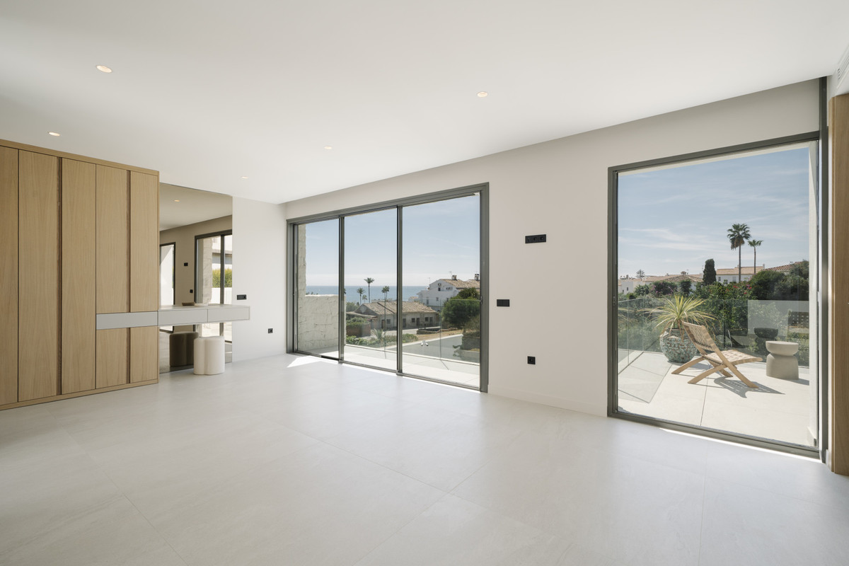 Te koop Vrijstaande Villa Costa Del Sol Estepona € 1.695.000,-