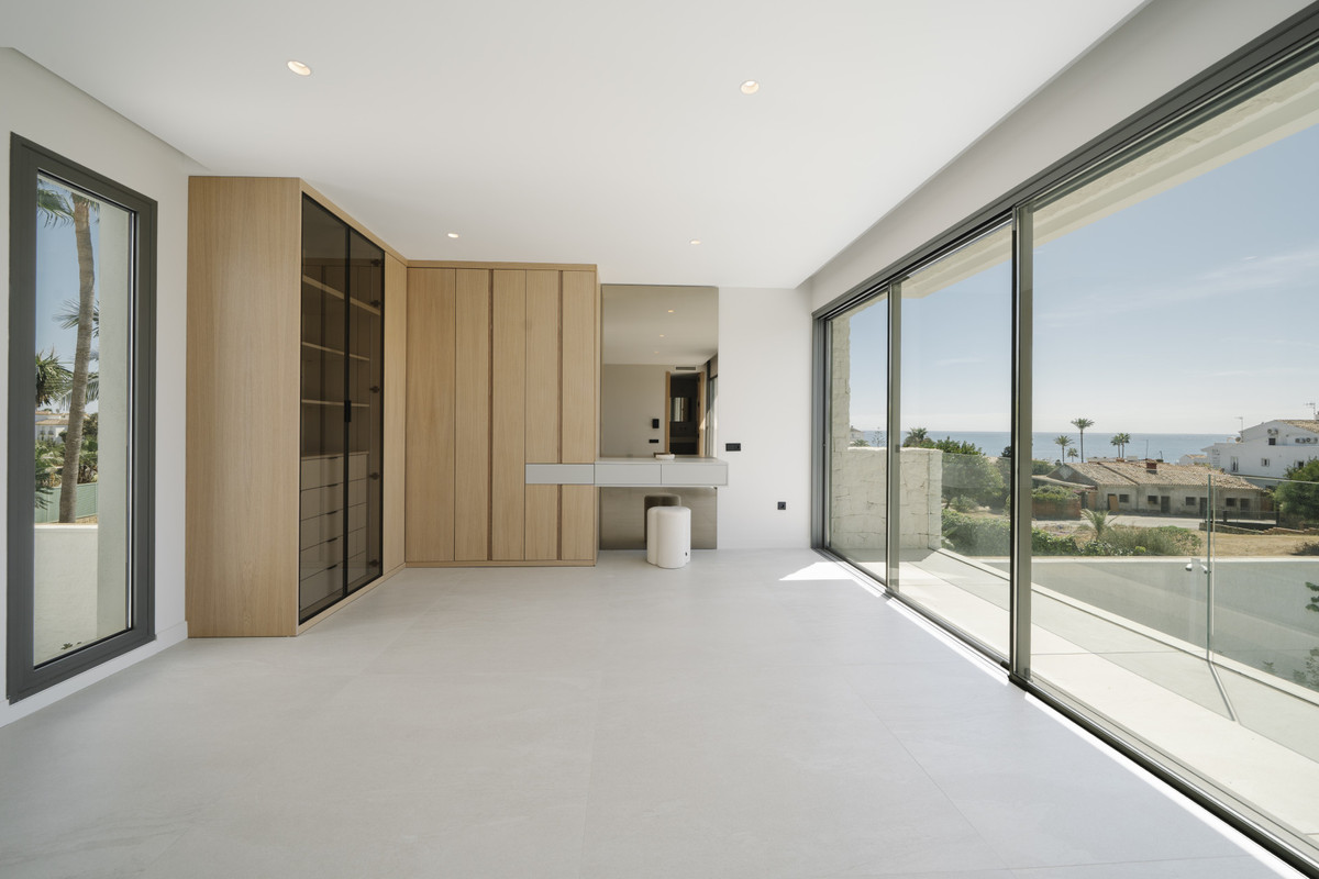 Te koop Vrijstaande Villa Costa Del Sol Estepona € 1.695.000,-