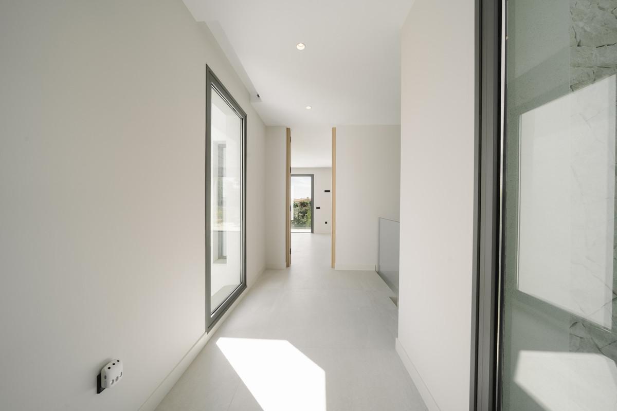 Te koop Vrijstaande Villa Costa Del Sol Estepona € 1.695.000,-