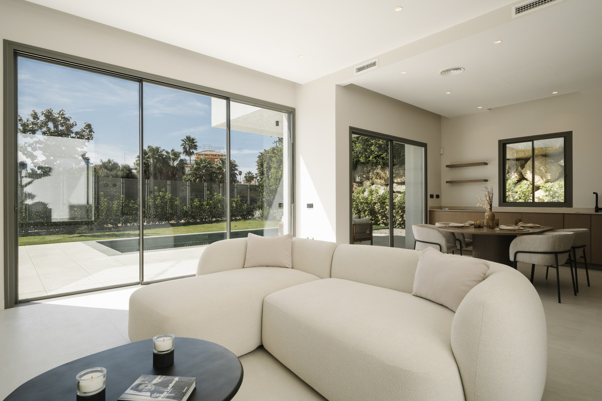 Te koop Vrijstaande Villa Costa Del Sol Estepona € 1.695.000,-