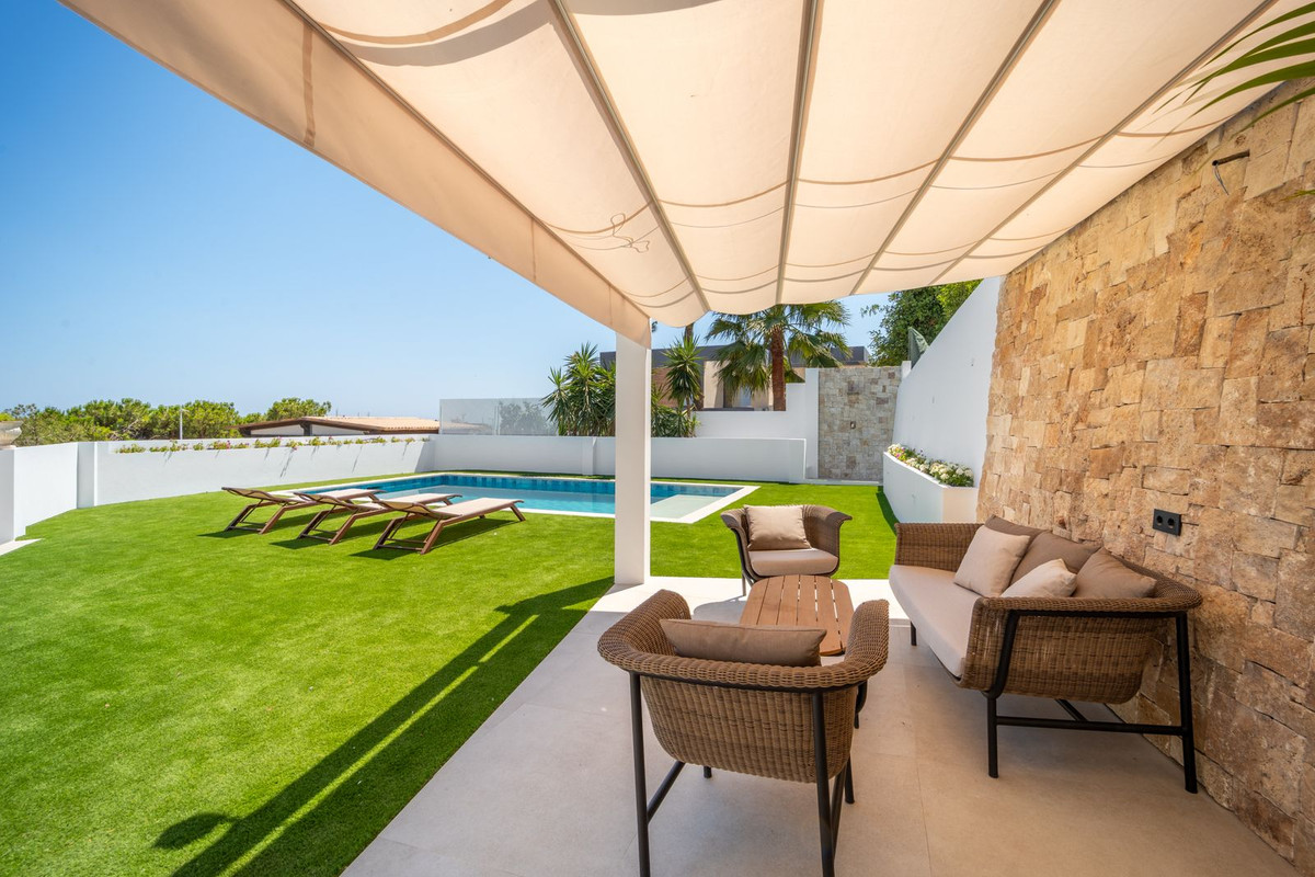 Te koop Vrijstaande Villa Costa Del Sol La Cala De Mijas € 2.295.000,-