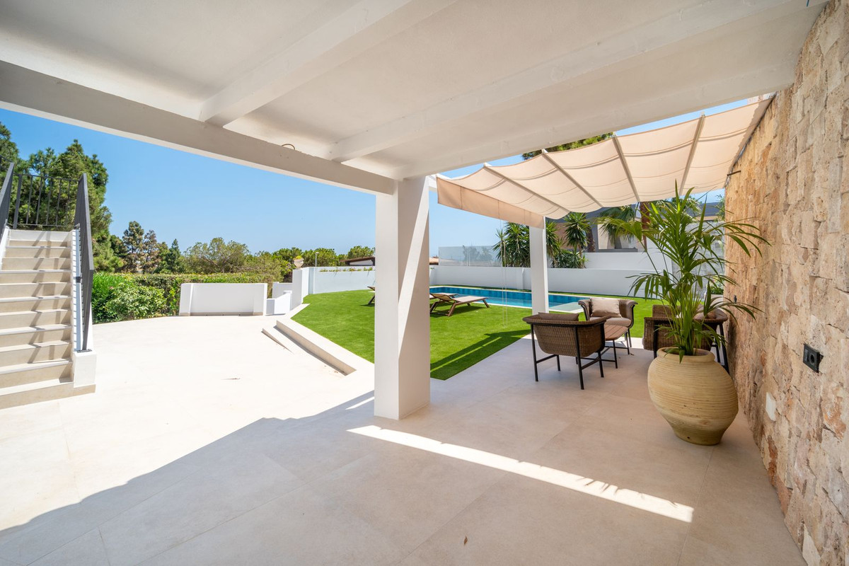 Te koop Vrijstaande Villa Costa Del Sol La Cala De Mijas € 2.295.000,-