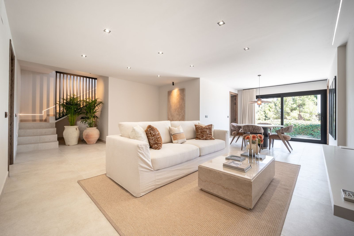 Te koop Vrijstaande Villa Costa Del Sol La Cala De Mijas € 2.295.000,-