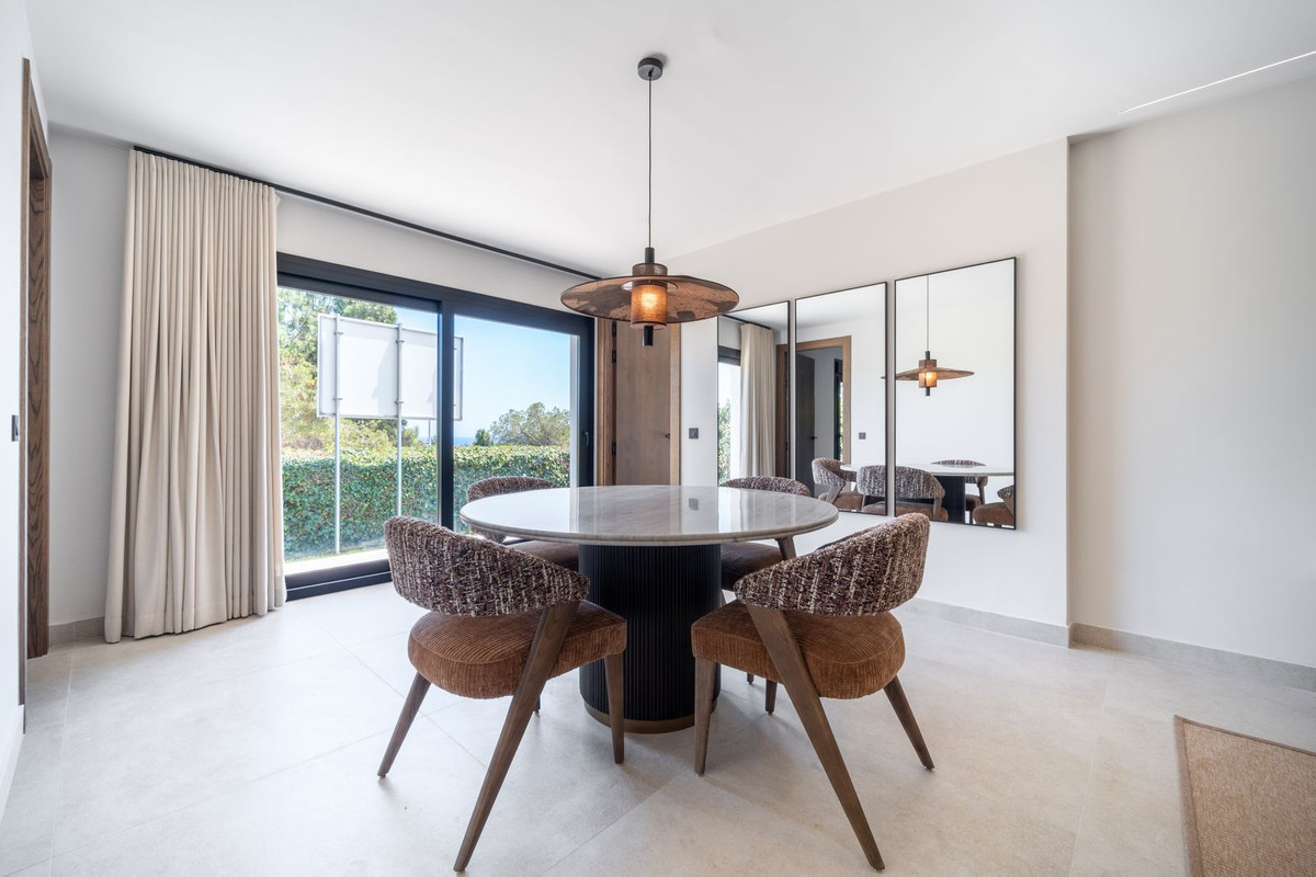 Te koop Vrijstaande Villa Costa Del Sol La Cala De Mijas € 2.295.000,-