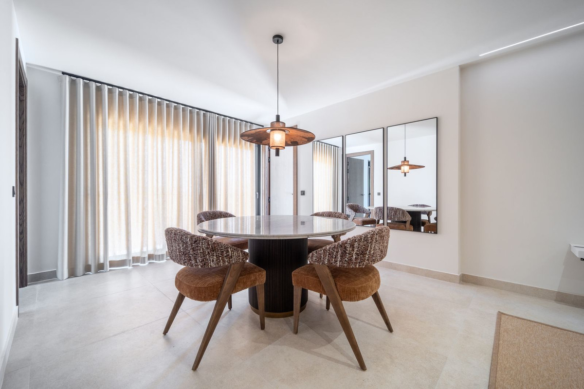 Te koop Vrijstaande Villa Costa Del Sol La Cala De Mijas € 2.295.000,-