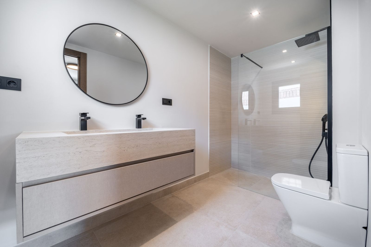 Te koop Vrijstaande Villa Costa Del Sol La Cala De Mijas € 2.295.000,-