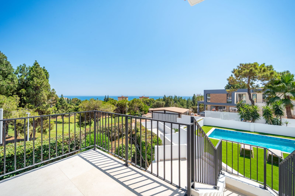 Te koop Vrijstaande Villa Costa Del Sol La Cala De Mijas € 2.295.000,-
