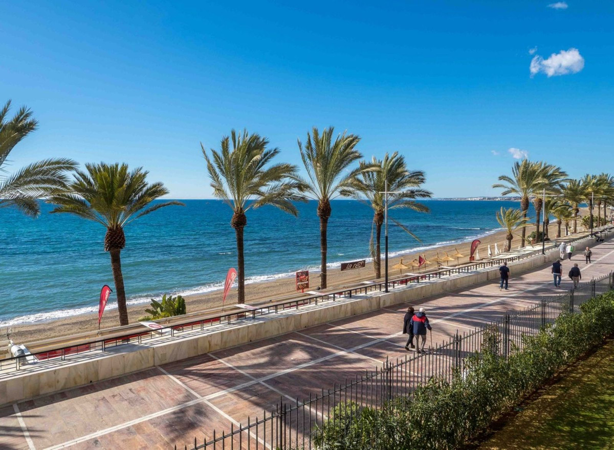 Te koop Middle Floor Apartment Costa Del Sol Marbella € 378.000,-