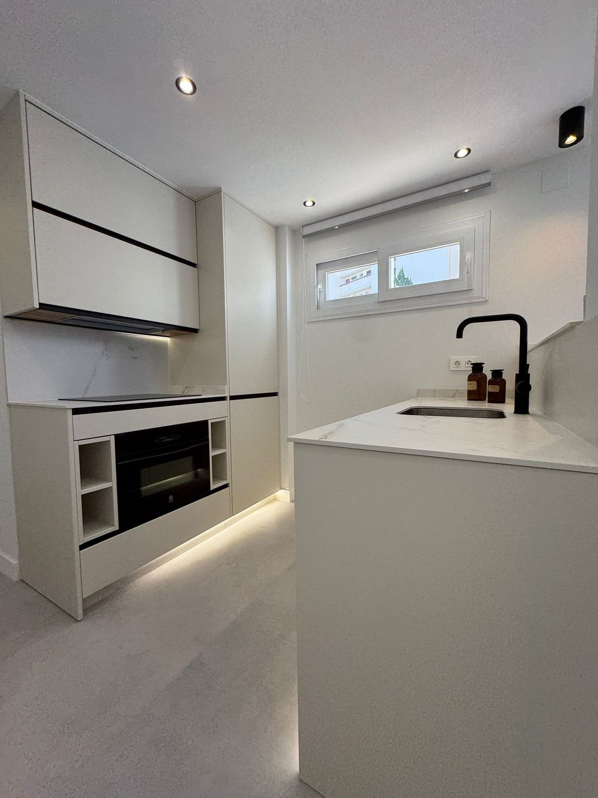 Te koop Middle Floor Apartment Costa Del Sol Marbella € 378.000,-