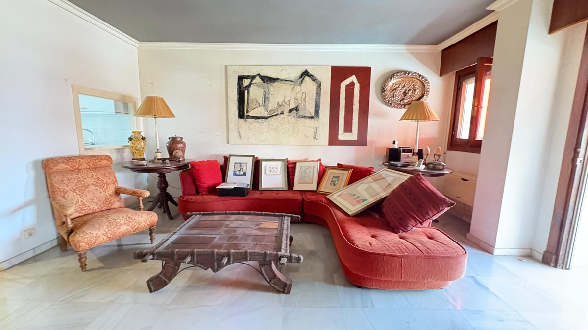 Te koop Middle Floor Apartment Costa Del Sol Marbella € 370.000,-