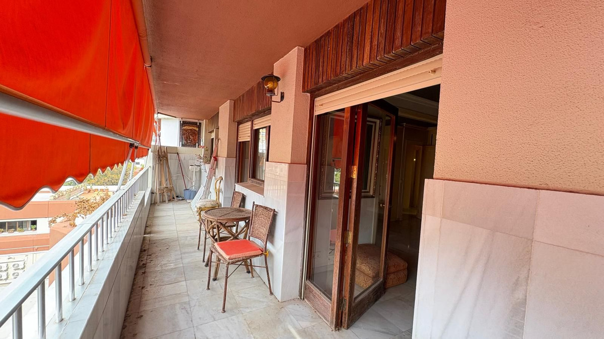 Te koop Middle Floor Apartment Costa Del Sol Marbella € 370.000,-