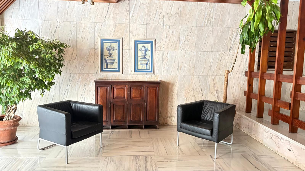 Te koop Middle Floor Apartment Costa Del Sol Marbella € 370.000,-