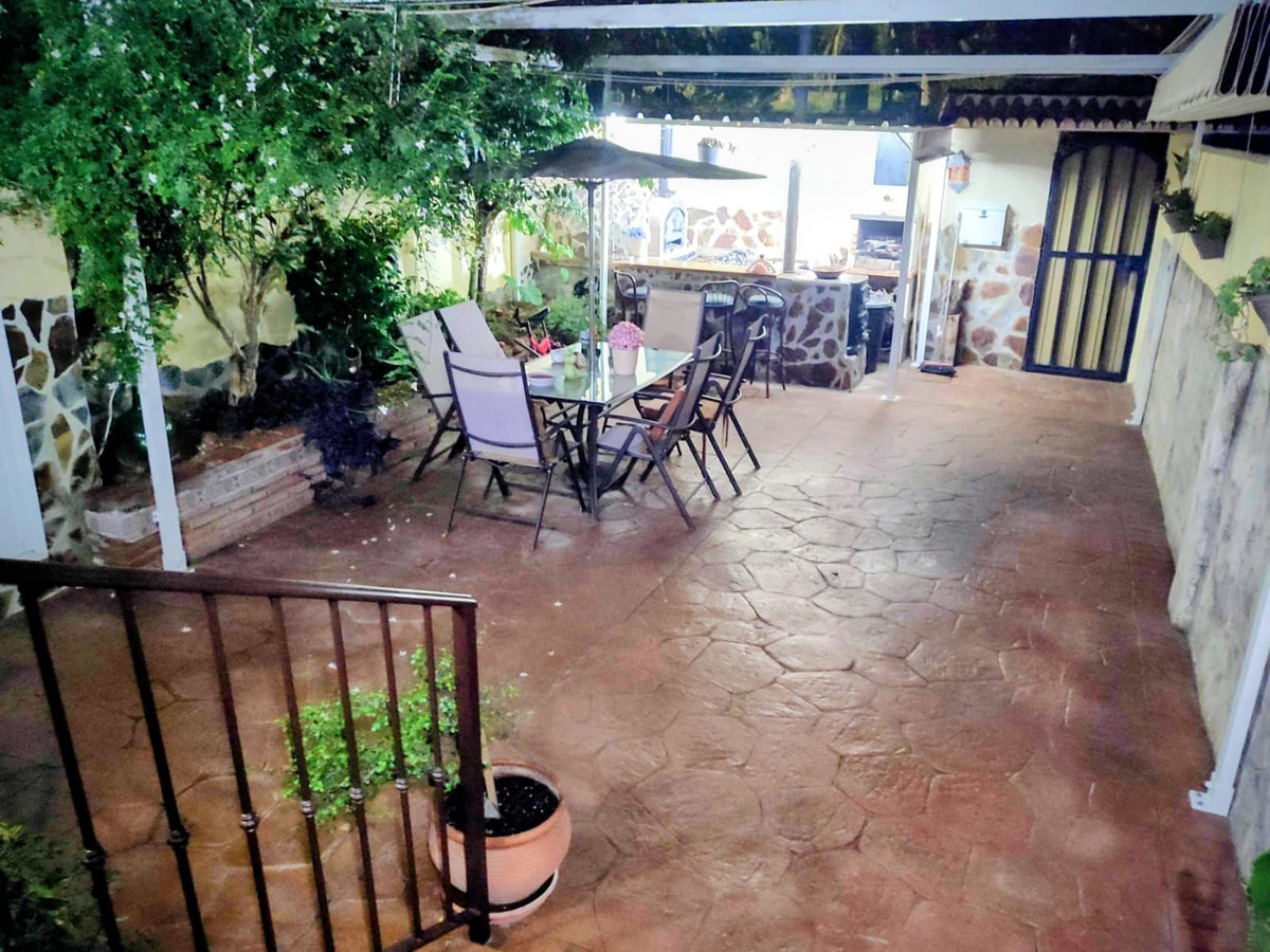 Te koop Herenhuis Costa Del Sol Alhaurín De La Torre € 452.000,-