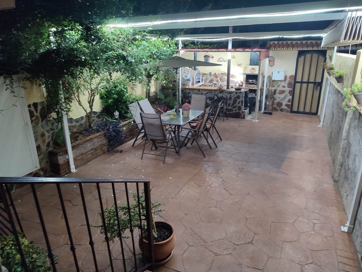 Te koop Herenhuis Costa Del Sol Alhaurín De La Torre € 452.000,-