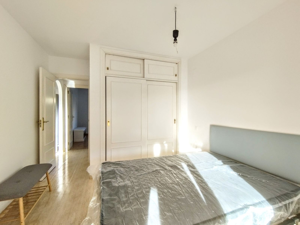 Te koop Middle Floor Apartment Costa Del Sol Calahonda € 299.000,-