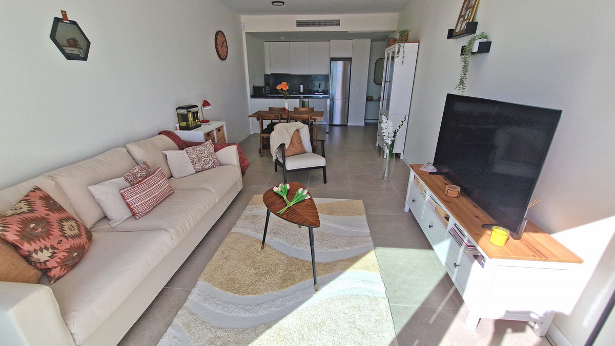 Te koop Middle Floor Apartment Costa Del Sol Estepona € 479.000,-