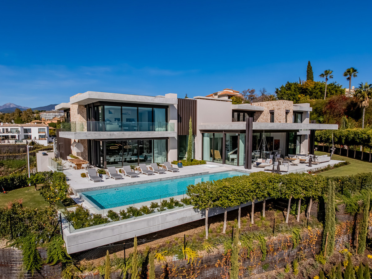 Te koop Vrijstaande Villa Costa Del Sol Benahavís € 19.850.000,-