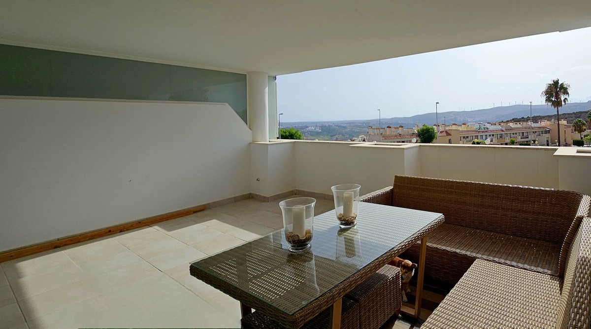 Te koop Middle Floor Apartment Costa Del Sol Casares € 248.000,-