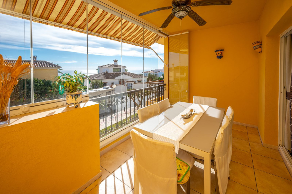 Te koop Middle Floor Apartment Costa Del Sol La Cala De Mijas € 375.000,-