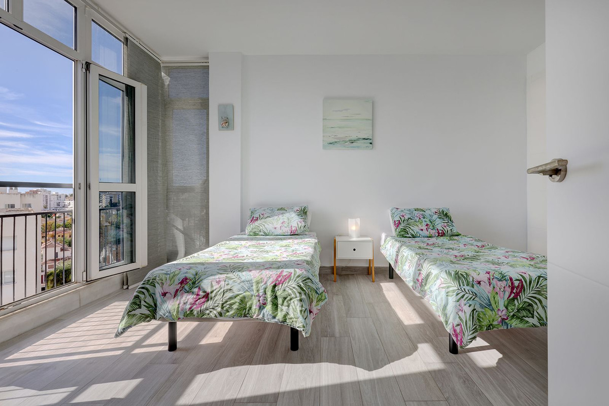 Te koop Bovenwoning Costa Del Sol Benalmadena Costa € 295.000,-