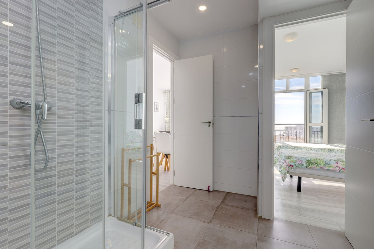 Te koop Bovenwoning Costa Del Sol Benalmadena Costa € 295.000,-