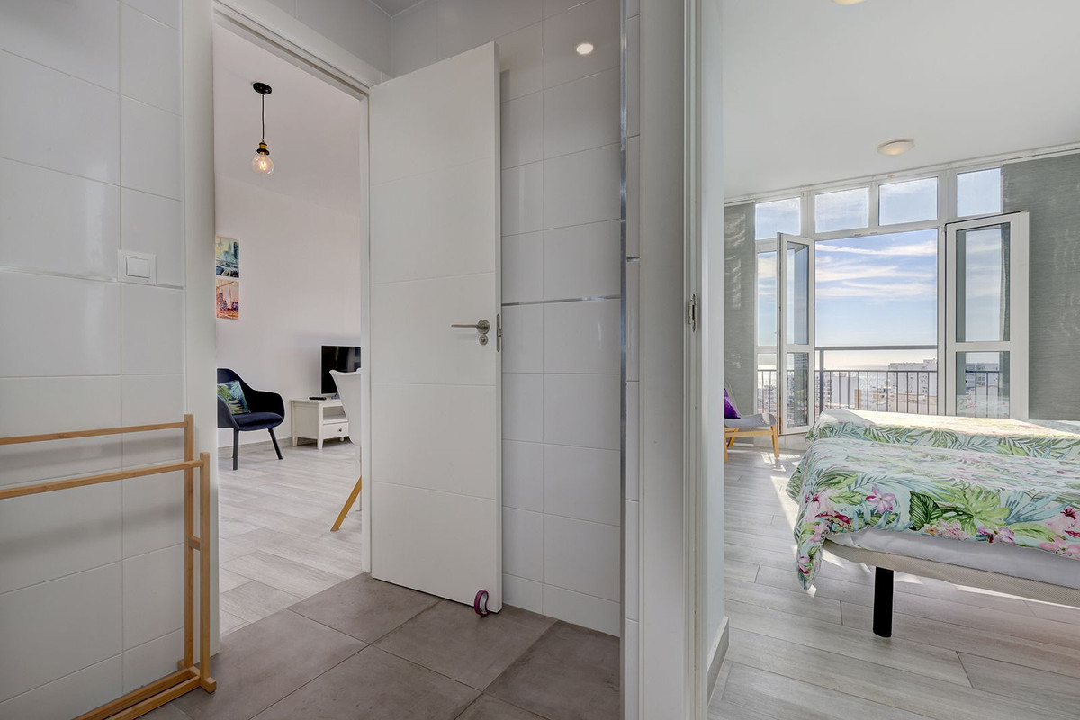 Te koop Bovenwoning Costa Del Sol Benalmadena Costa € 295.000,-